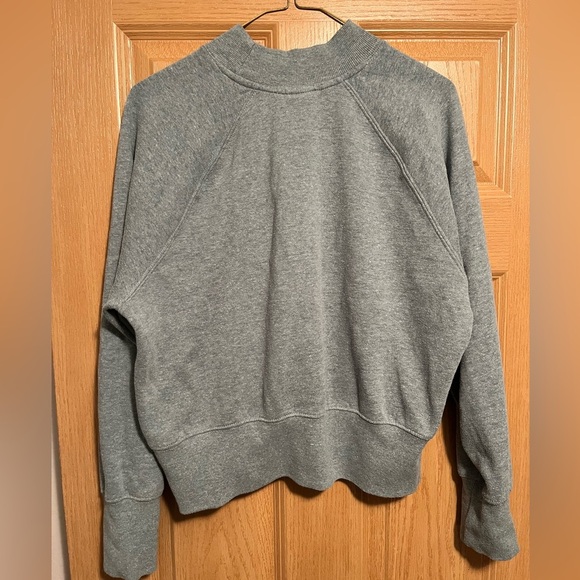 Milwaukee Buck's Mock Neck Sweatshirt - Picture 3 of 12